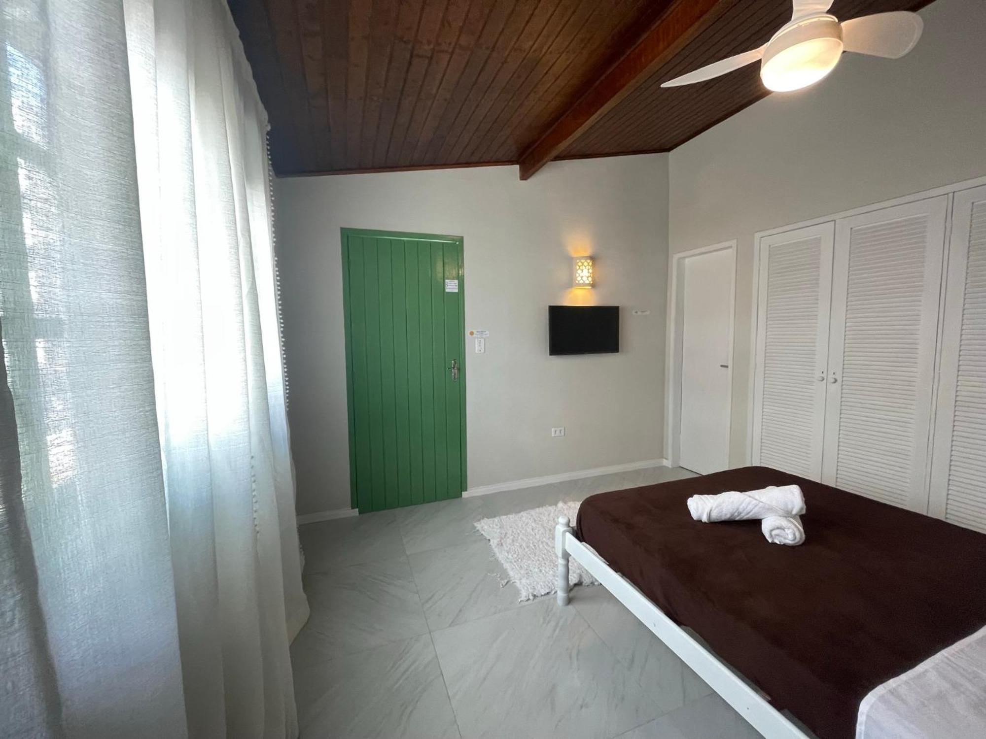 Ka'A Guest House Ubatuba Kültér fotó